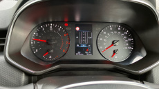 Renault Clio 1.0 TCe 100 Play 5dr Petrol Hatchback